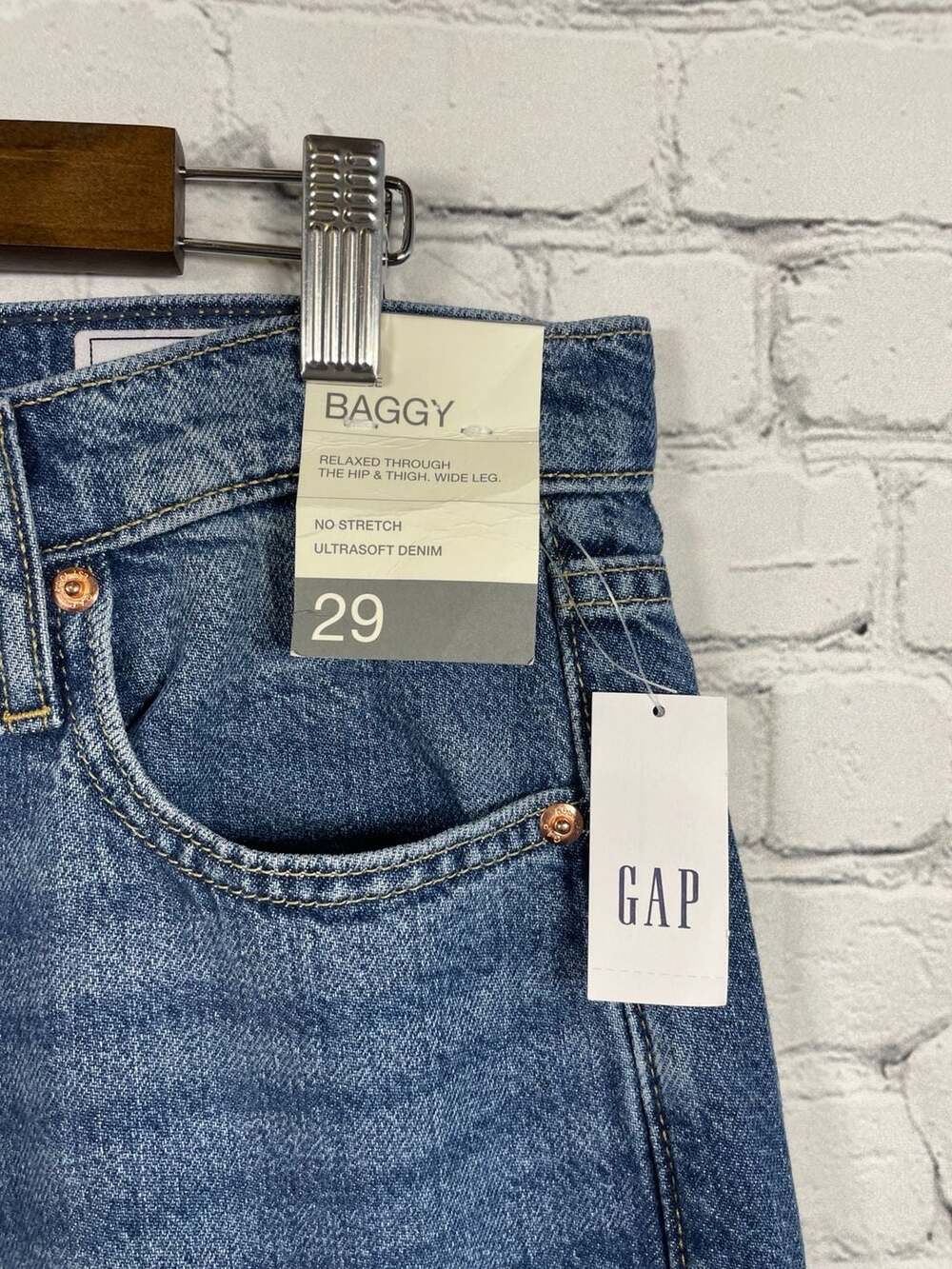 Gap Mid Rise UltraSoft Baggy Jeans Size 29/8R - Picture 3 of 6